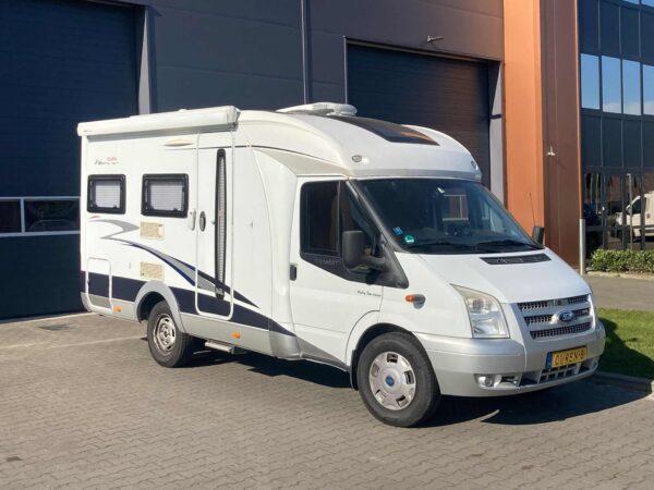Ford Hobby van Classic bouwjaar 2011 met airco en cruise control. - Afbeelding 4