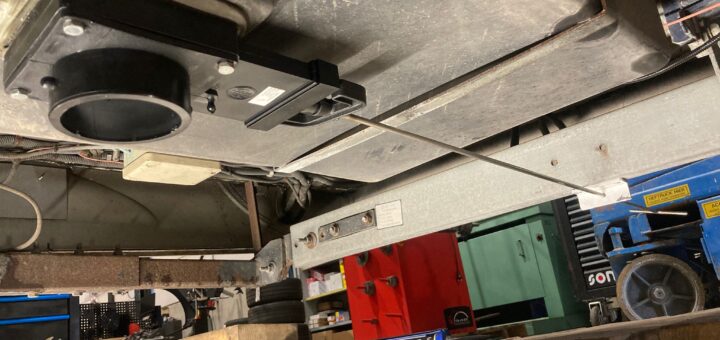 loosklep monteren van camper