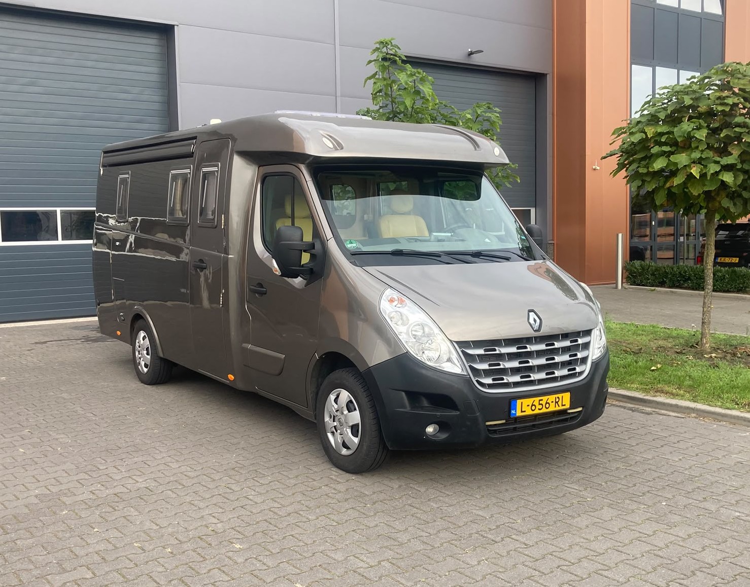 Renault Menini DesignTE KOOP